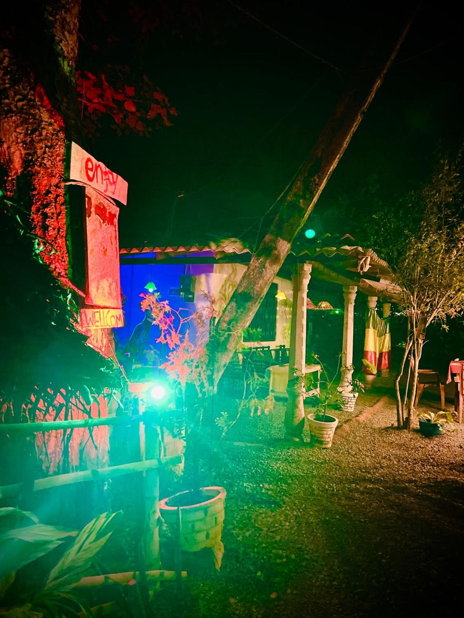 Reggae Paradise Hostel Sigiriya Exterior foto